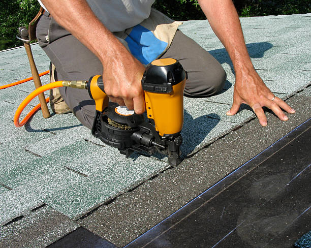 Best Roof Gutter Cleaning  in Mcdonald, PA